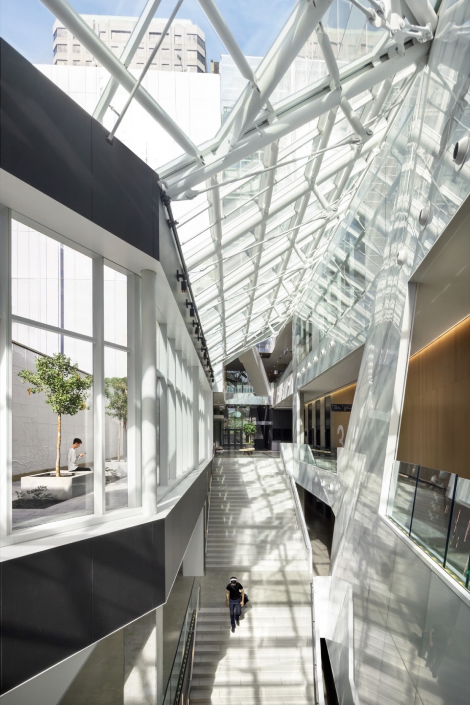 Hec Montreals Helene Desmarais Building by Provencher Roy
