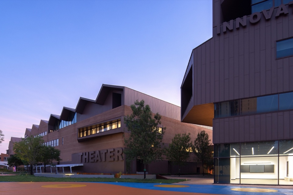 Tianjin Guanghua Foreign Language School by Tianjin Huahui