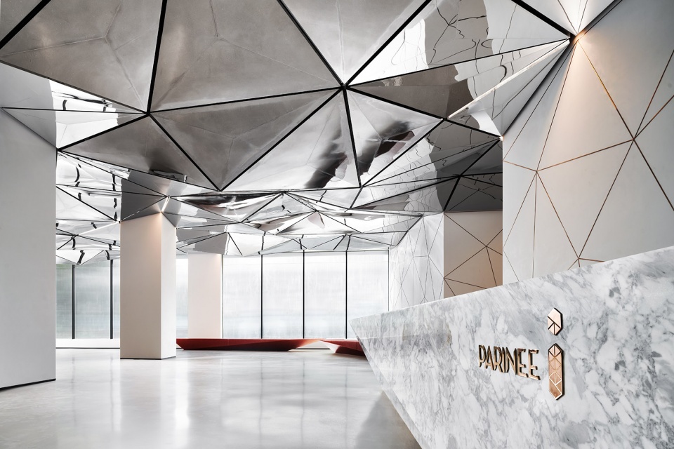 the parinee i tower lobby by studio symbiosis