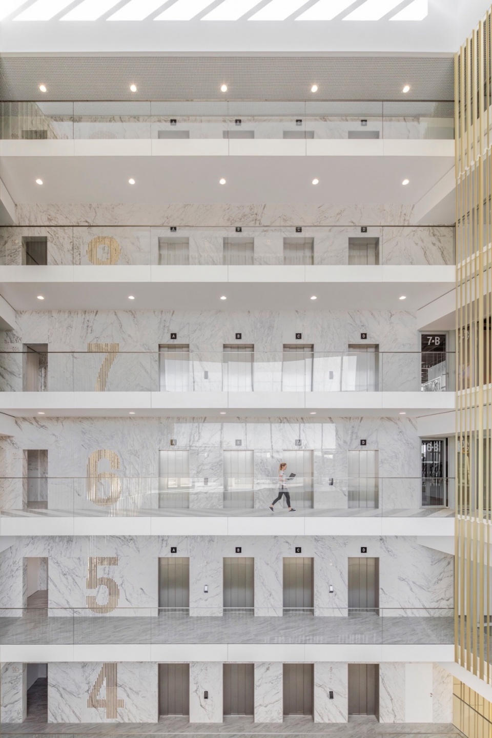 DCB Montana by BAX studio