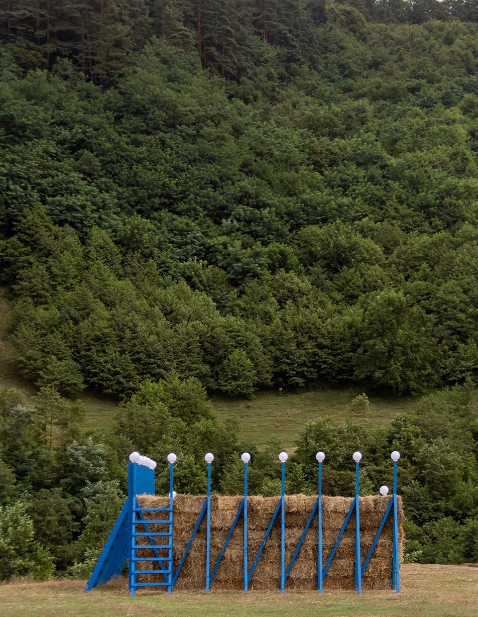 Temporary Installation at a Mountain Festival by atelier VRAC