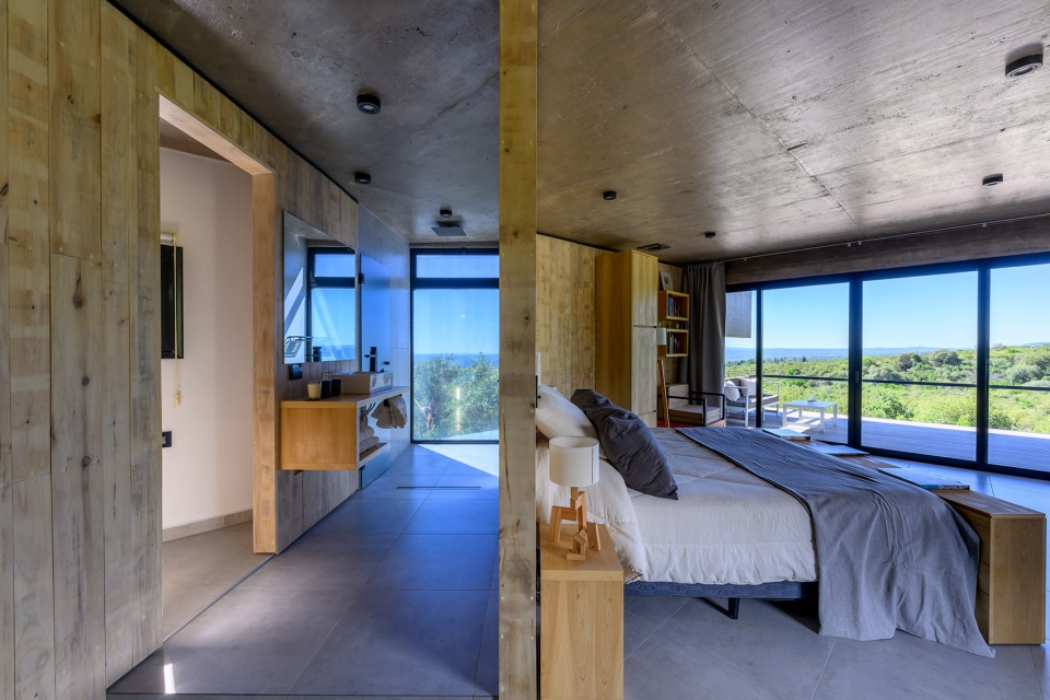 lodge jr by arq paul dragicevic