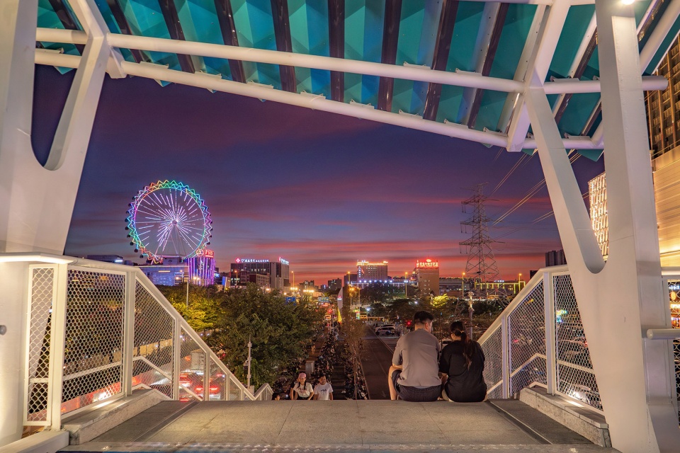 jianshe avenue pedestrian bridge by atelier cns
