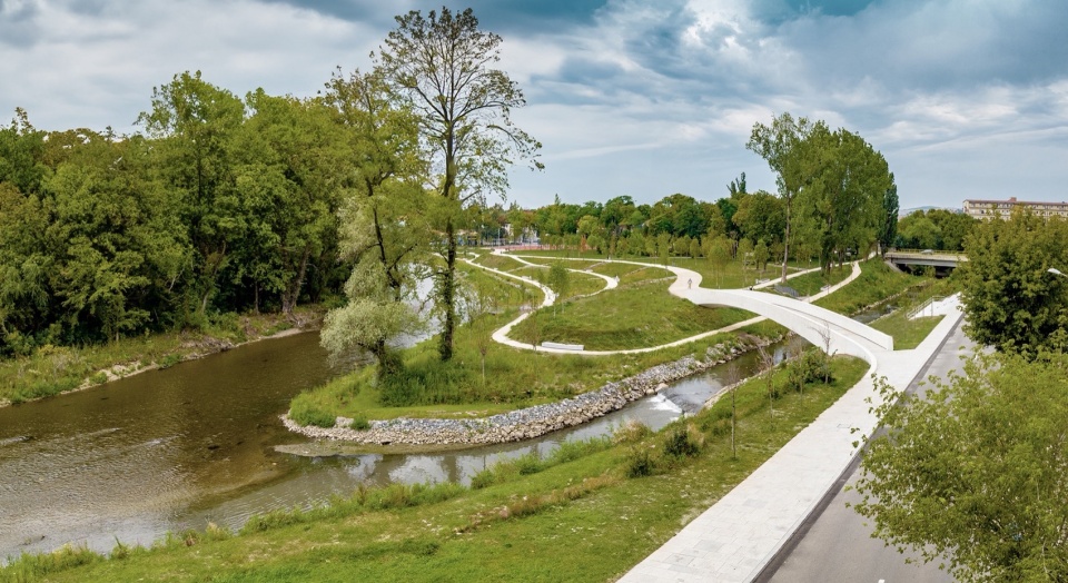 A New Green Infrastructure On The Somes River by Practica Arqutiectura