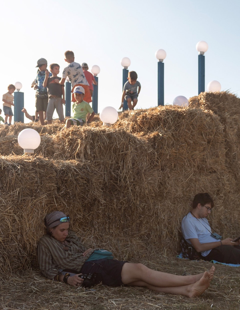 Temporary Installation at a Mountain Festival by atelier VRAC