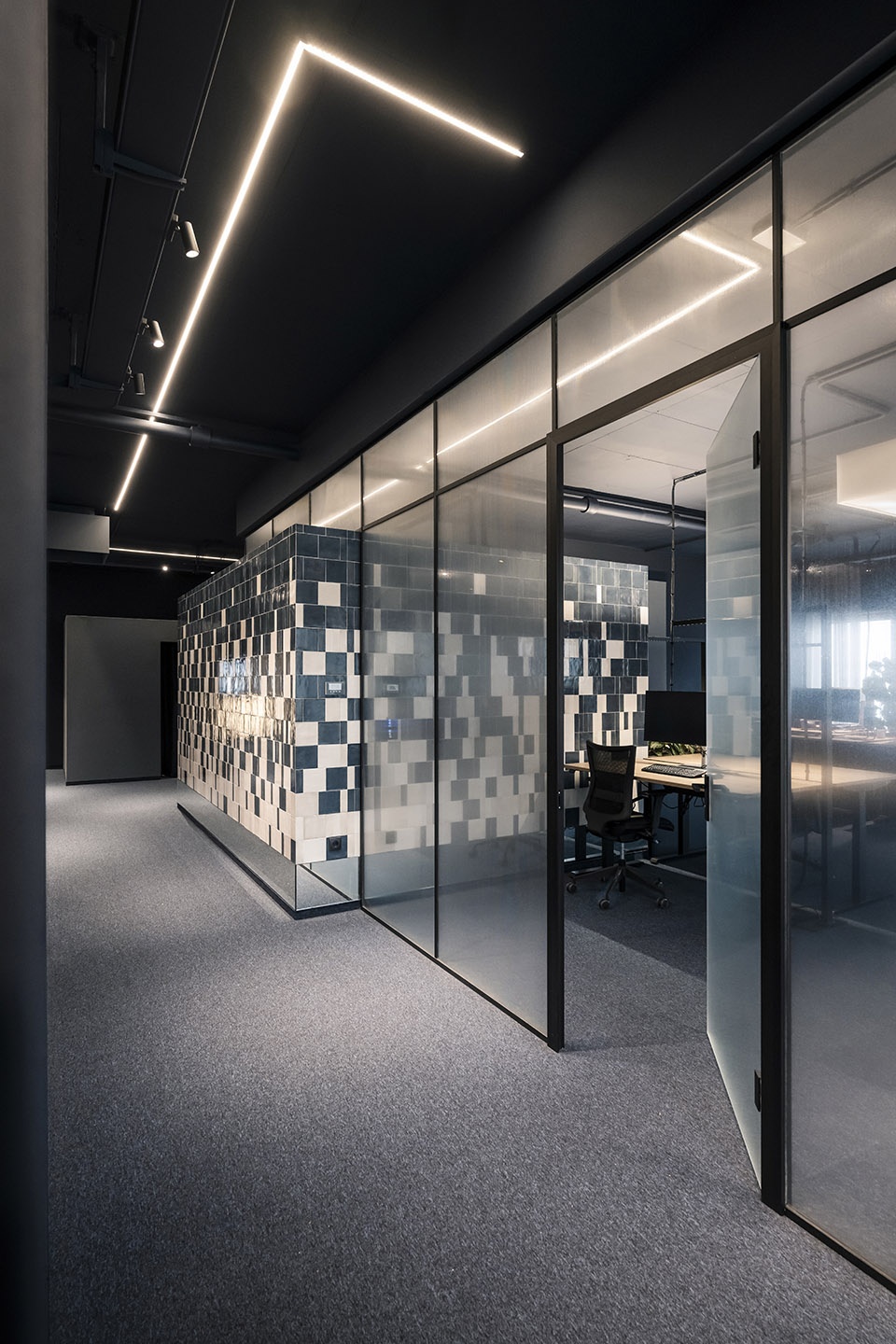 additive headquarters blue boxscape by noa