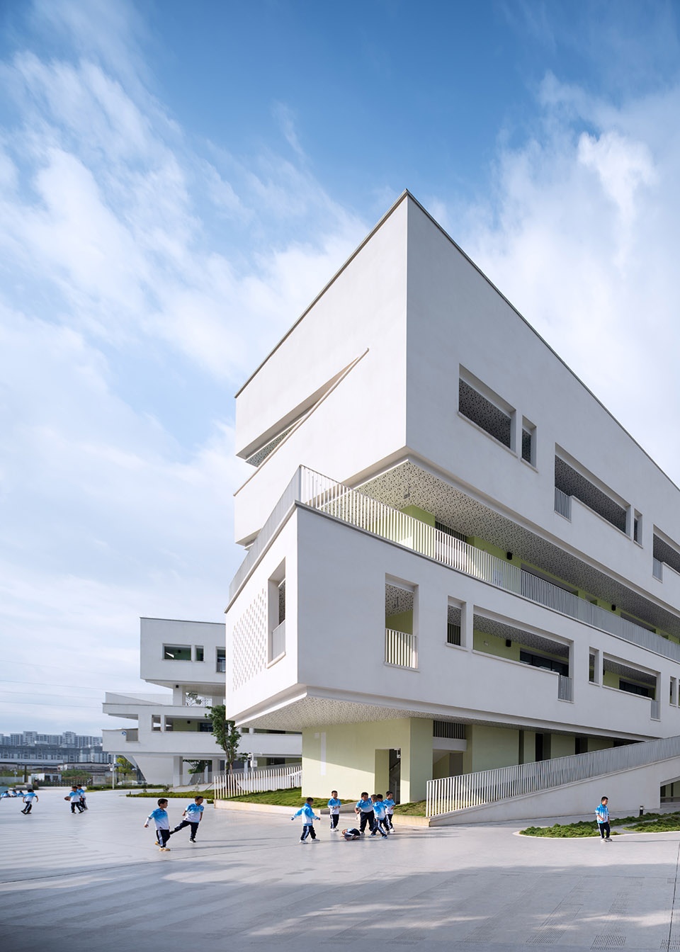 gucheng campus of simao first primary school by scut