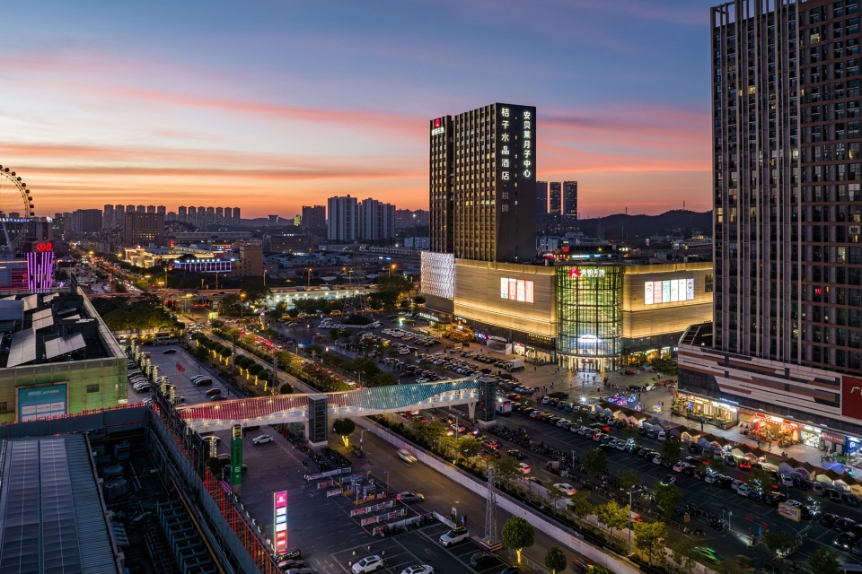 jianshe avenue pedestrian bridge by atelier cns
