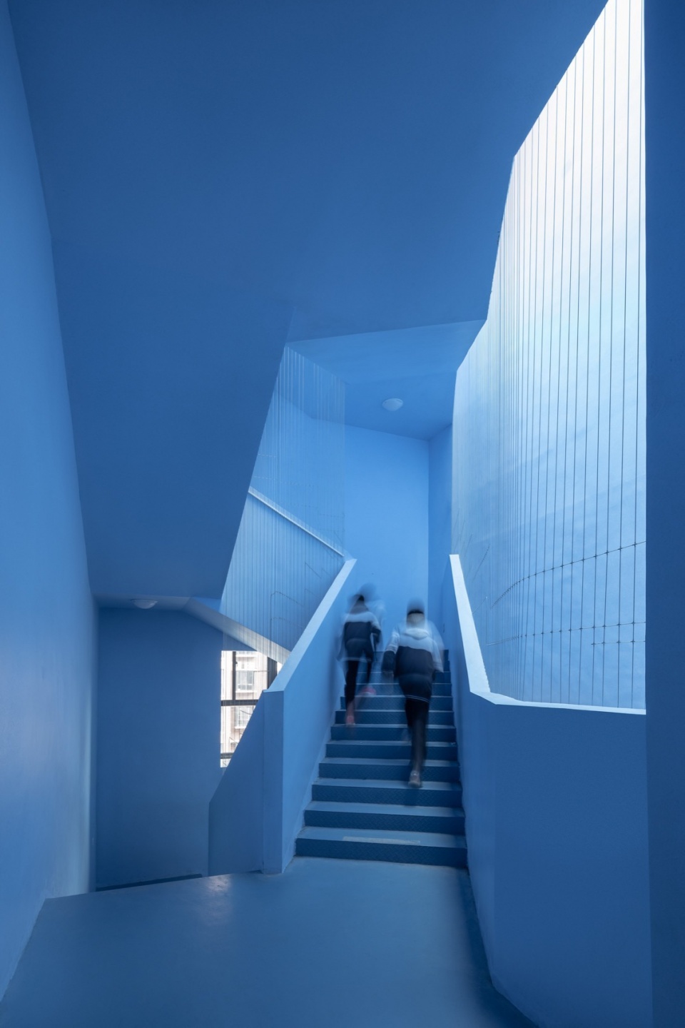 Baoji Weibin No 1 School by c d Design Center