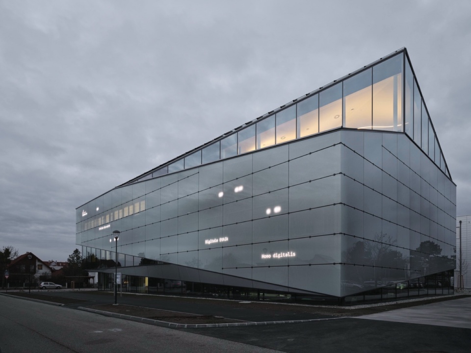 House of Digitalization Kronaus Mitterer Architekten