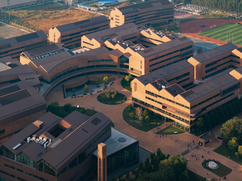 Tianjin Guanghua Foreign Language School by Tianjin Huahui
