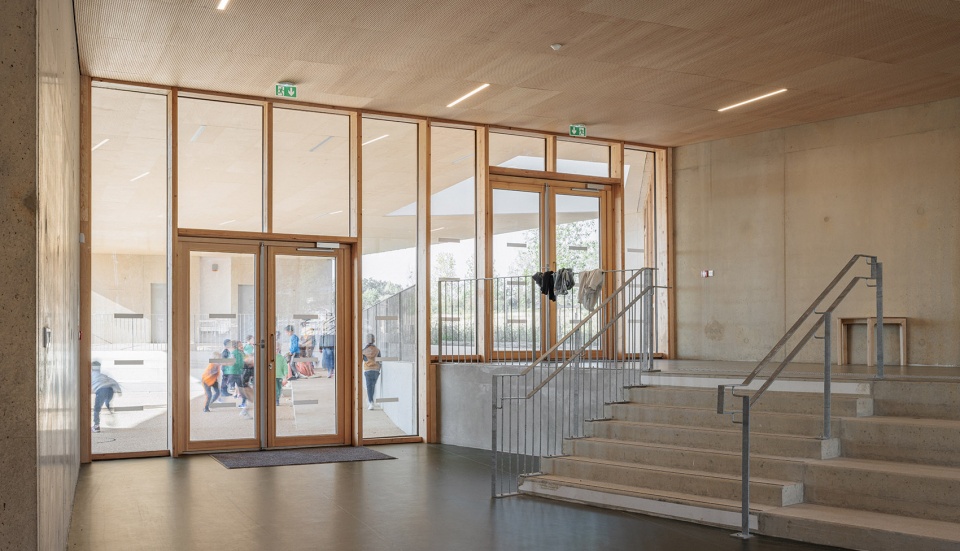 claudine hermann school by sam architecture