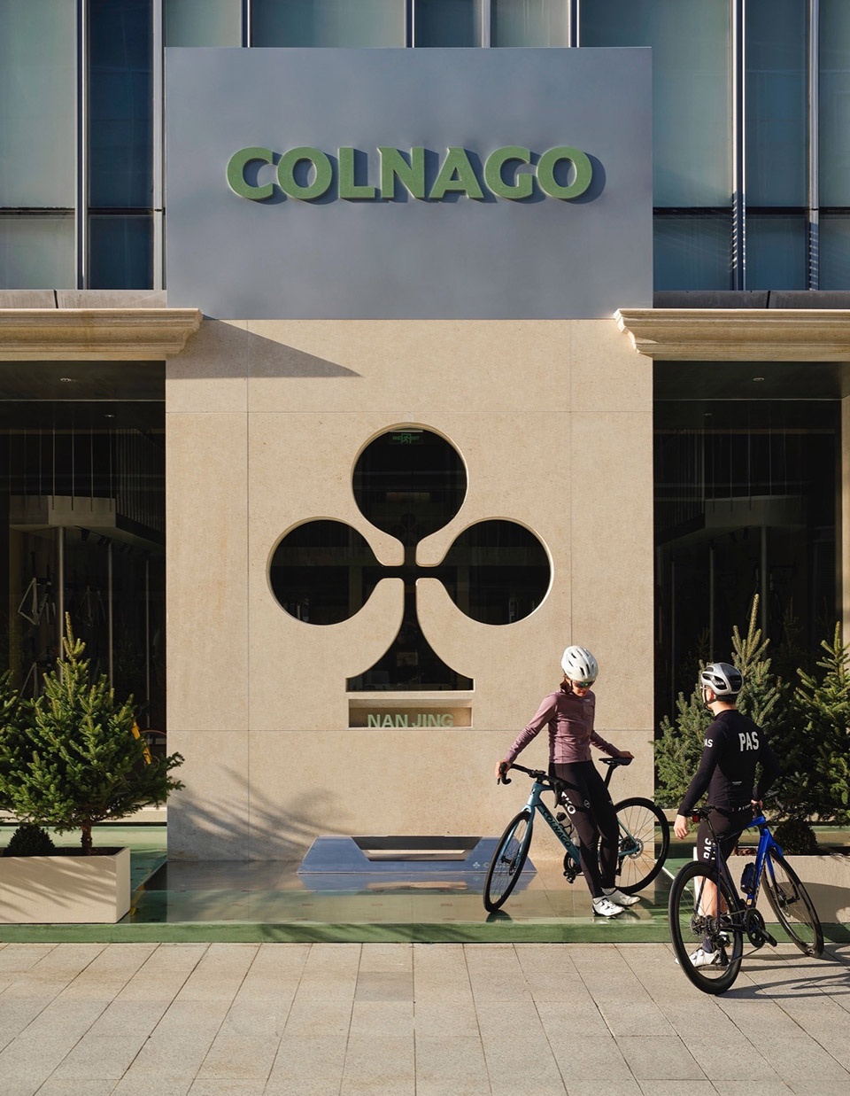 COLNAGO by Go Design studio
