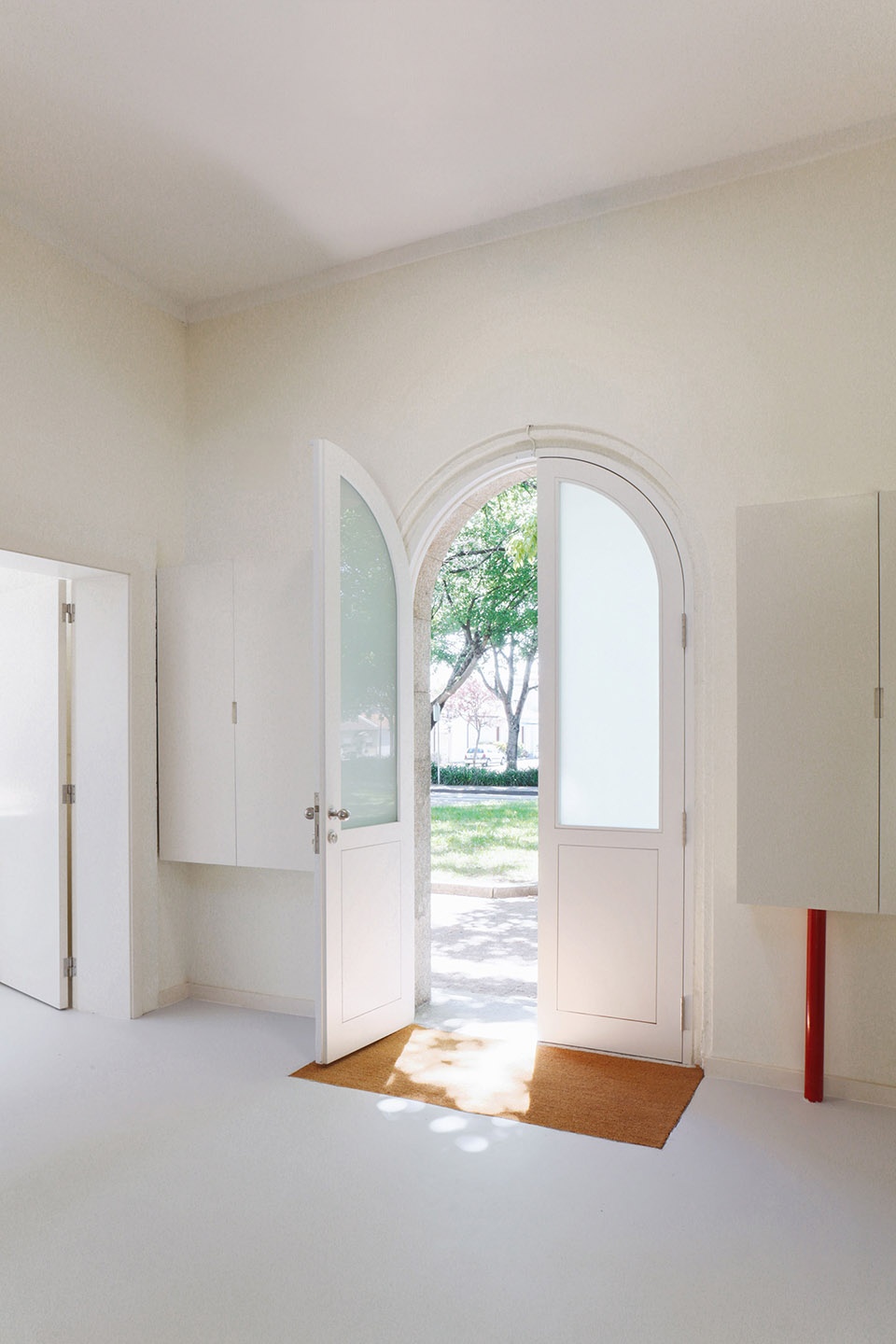correios school by crea architects