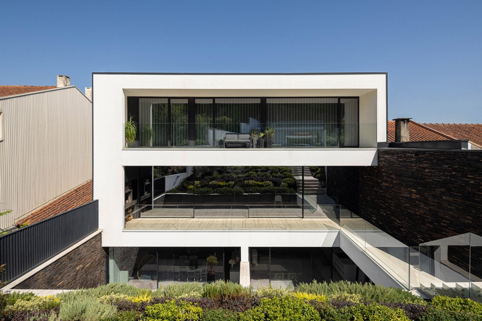 casa sa by sandro ferreira arquitectura