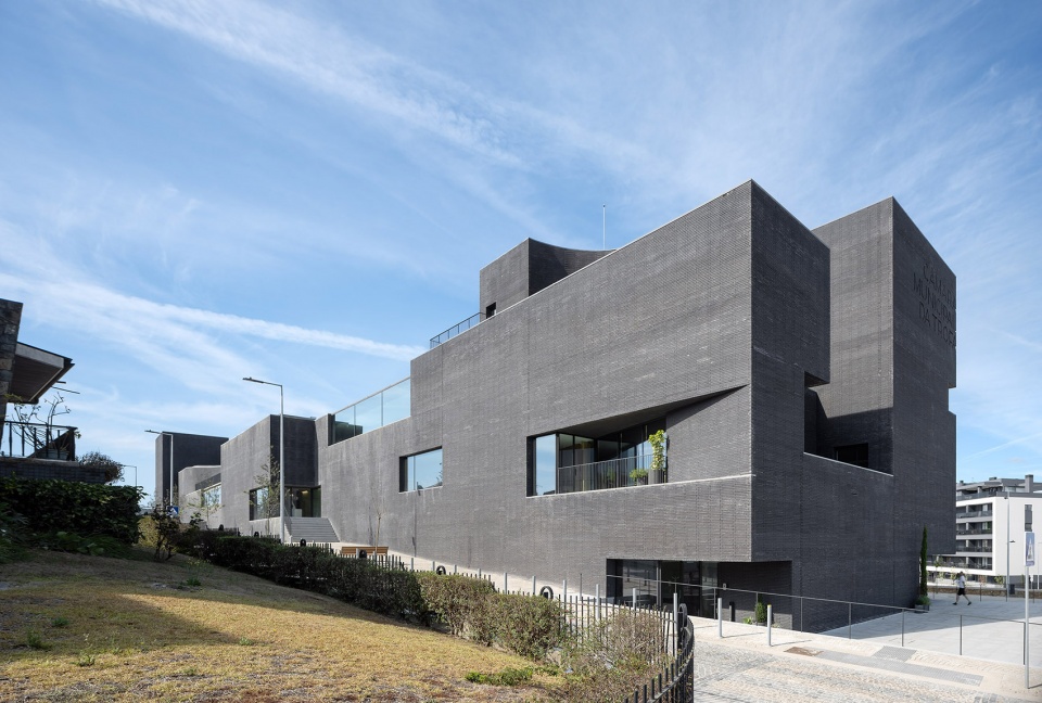 trofa town hall by noarq