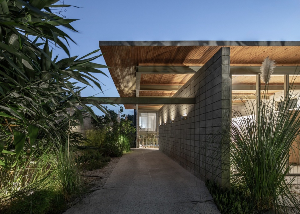 Atelier and Residence EA AMZ Arquitetos