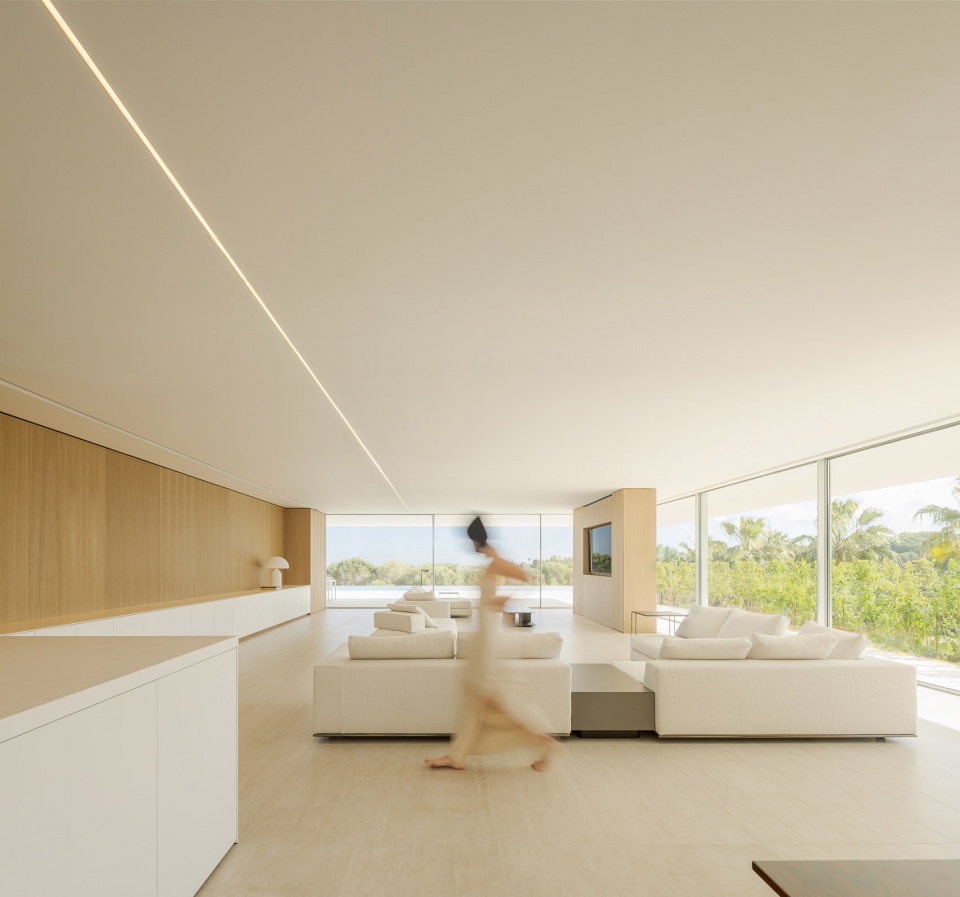 house in sotogrande by fran silvestre arquitectos
