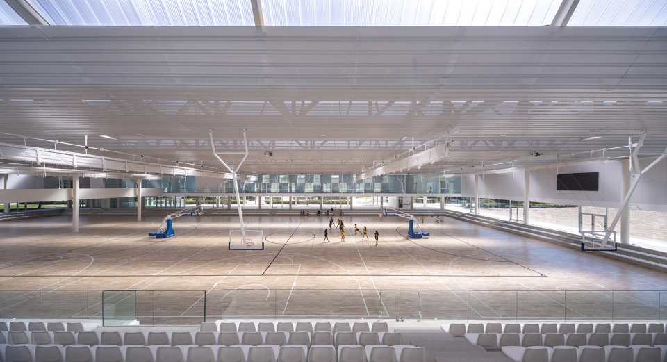 municipal sports pavilion in san vicente del raspeig by manuel costoya estudio de arquitectura naos 04 arquitectos