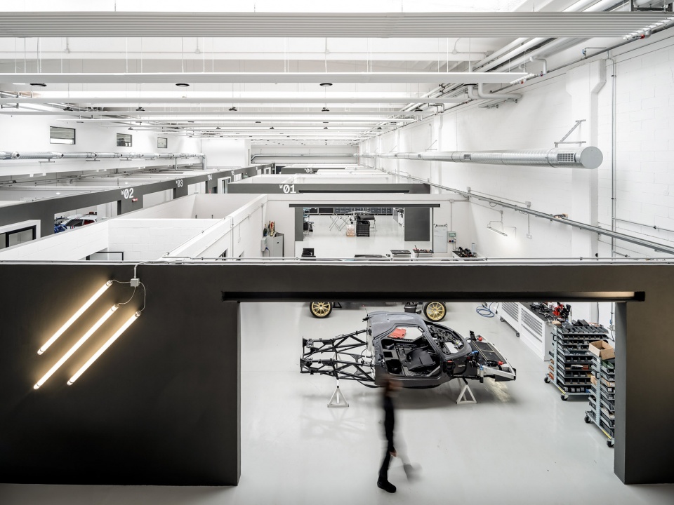 new podium advanced technologies headquarters by acc naturale architettura di cristiana catino plac architecture urban design