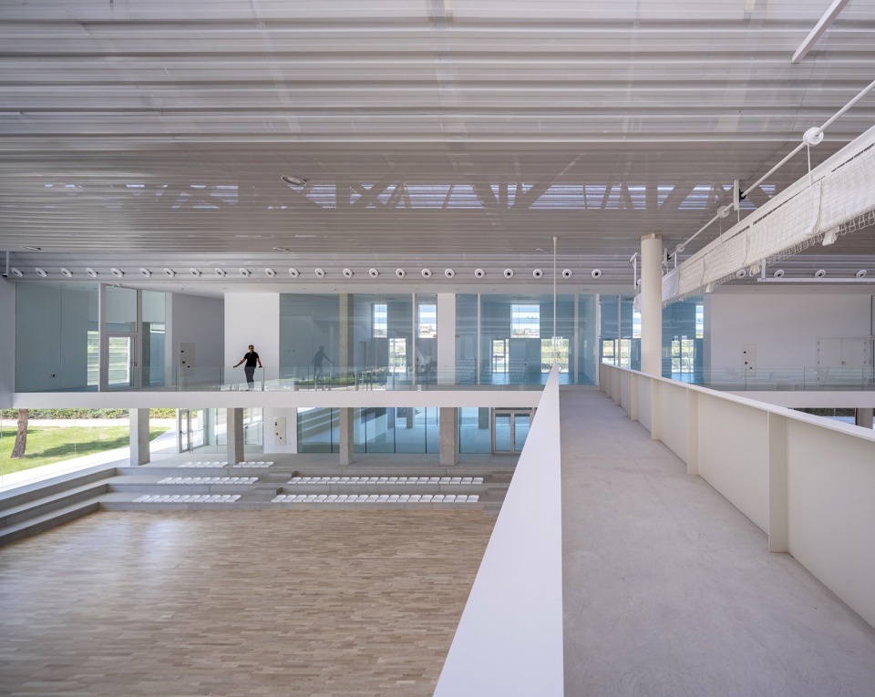 municipal sports pavilion in san vicente del raspeig by manuel costoya estudio de arquitectura naos 04 arquitectos