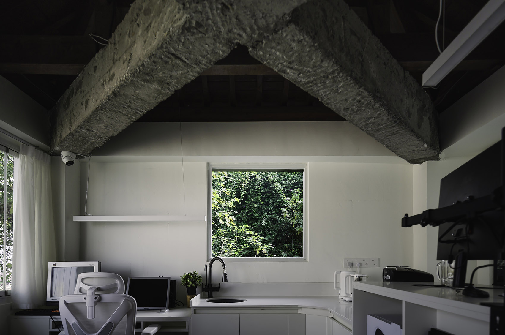 studio on the cliff by akintects