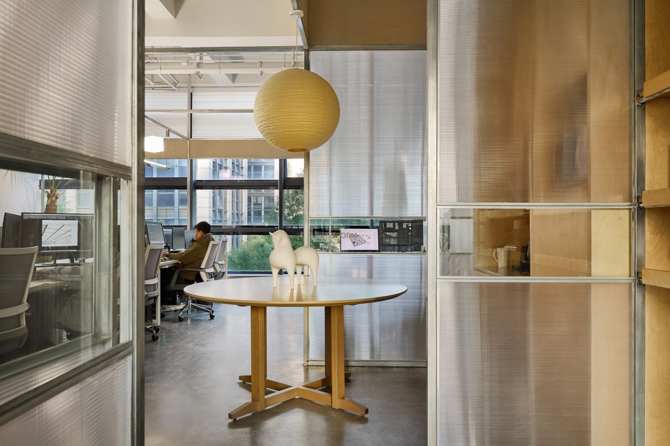 the poetic reinvention of the micro office by sform design