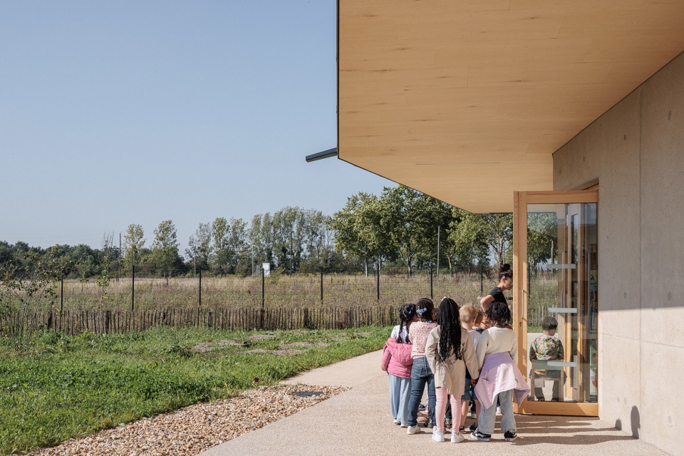 claudine hermann school by sam architecture