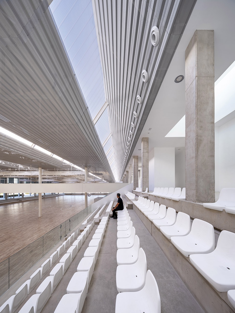 municipal sports pavilion in san vicente del raspeig by manuel costoya estudio de arquitectura naos 04 arquitectos