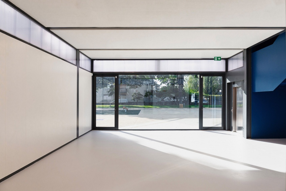 correios school by crea architects