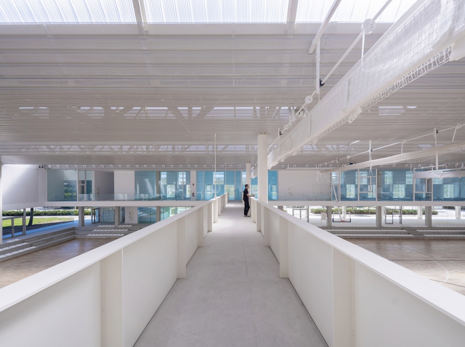 municipal sports pavilion in san vicente del raspeig by manuel costoya estudio de arquitectura naos 04 arquitectos