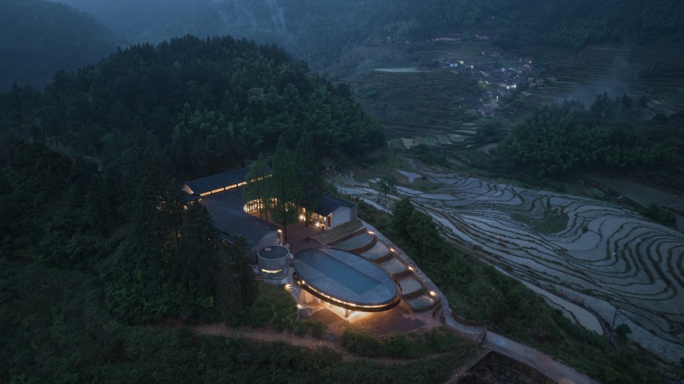 Commune STORE by Atelier Global