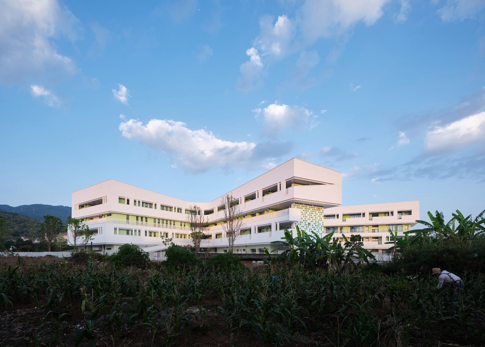 gucheng campus of simao first primary school by scut