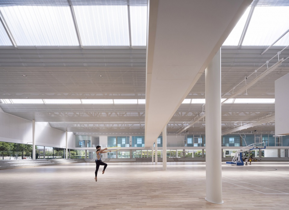 municipal sports pavilion in san vicente del raspeig by manuel costoya estudio de arquitectura naos 04 arquitectos