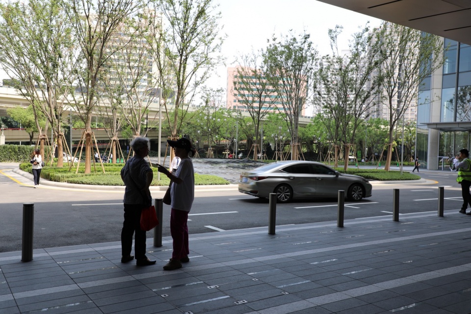 Midtown Forest Shanghai Xuhui Vanke Plaza Landscape Practice by THLA