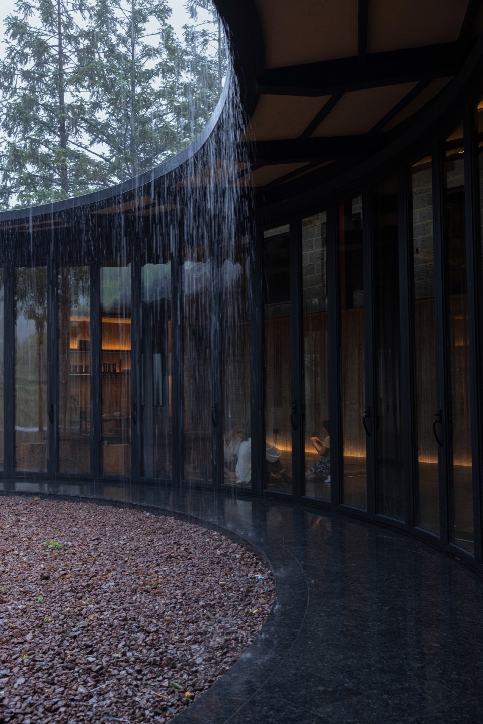 Commune STORE by Atelier Global