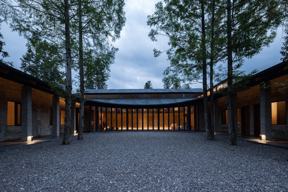 Commune STORE by Atelier Global