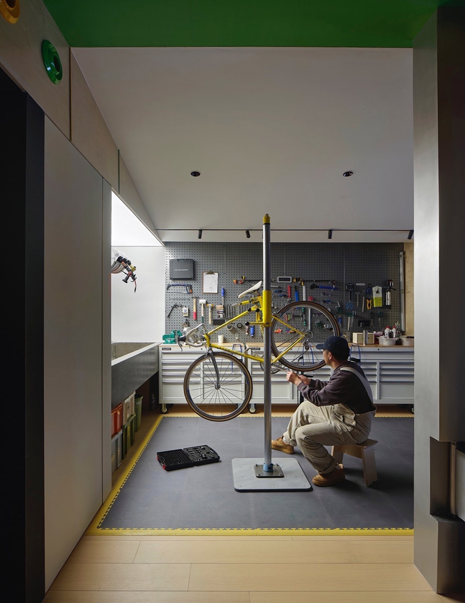 COLNAGO by Go Design studio