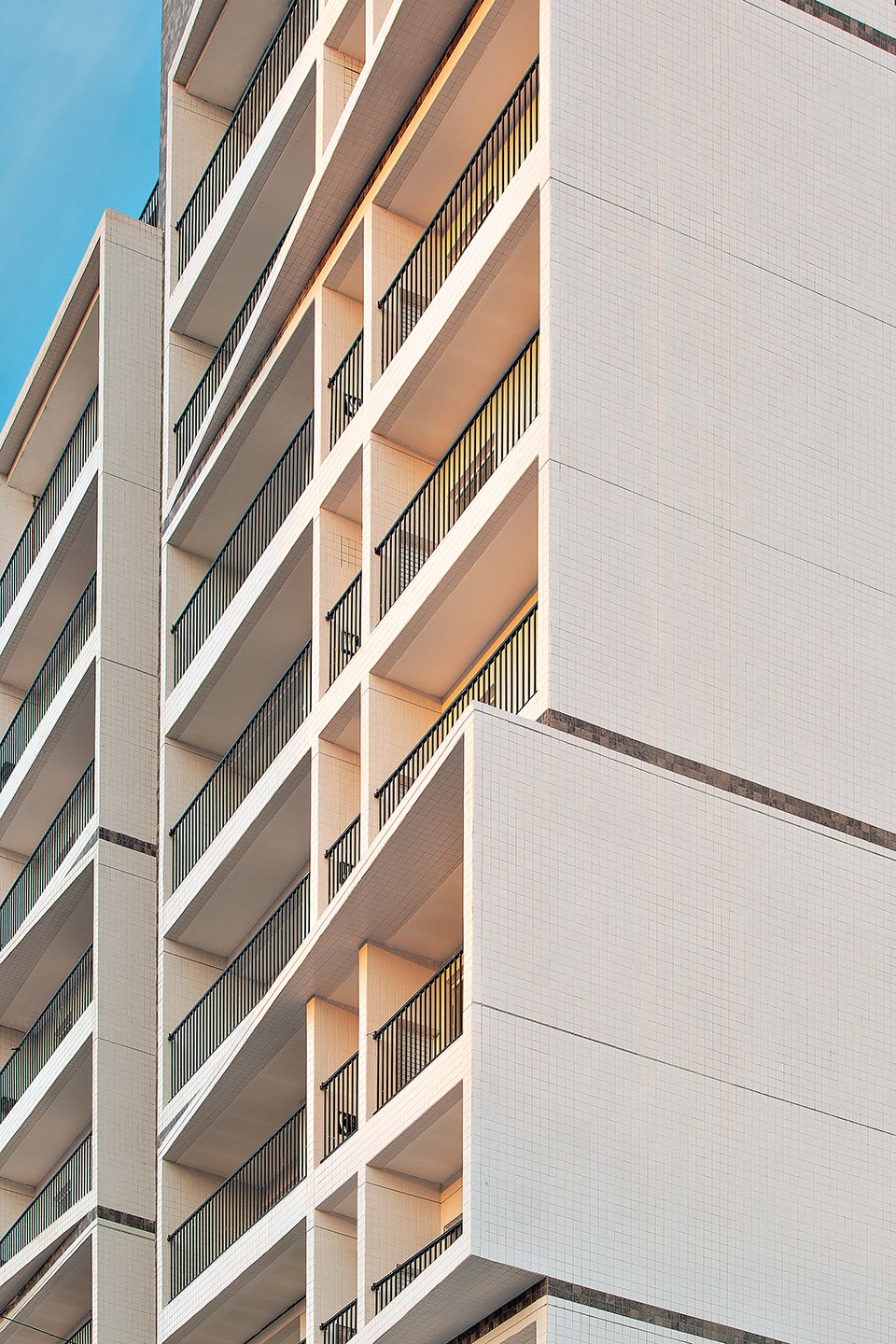 building 17 cinco zero by ari arquitetos