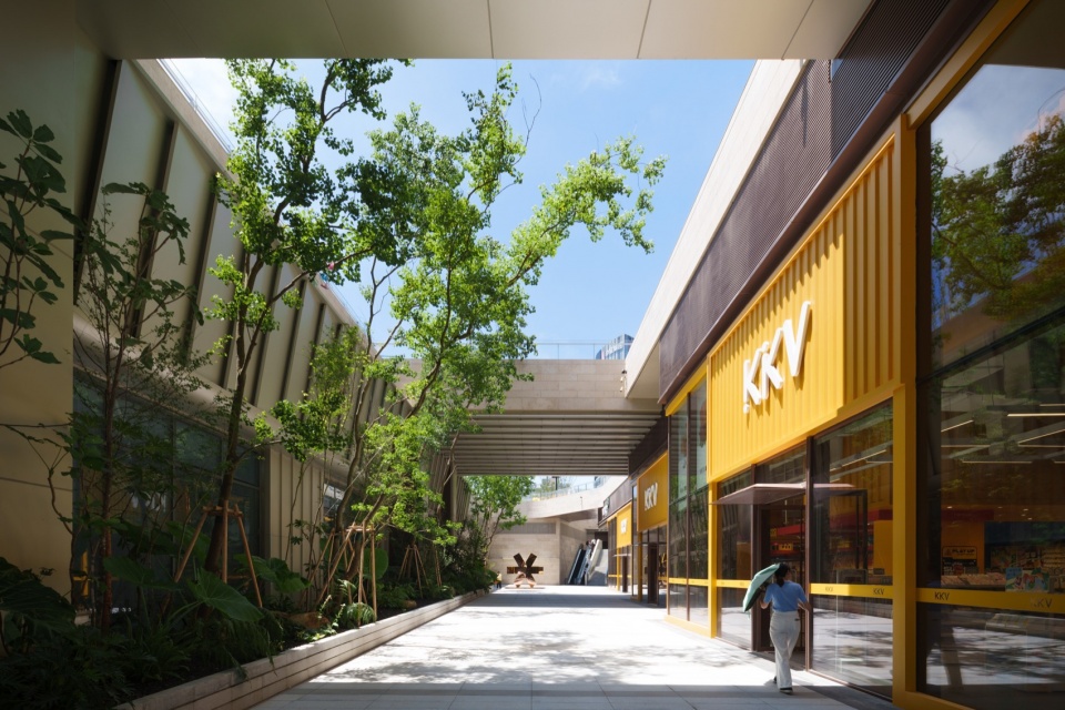 Midtown Forest Shanghai Xuhui Vanke Plaza Landscape Practice by THLA