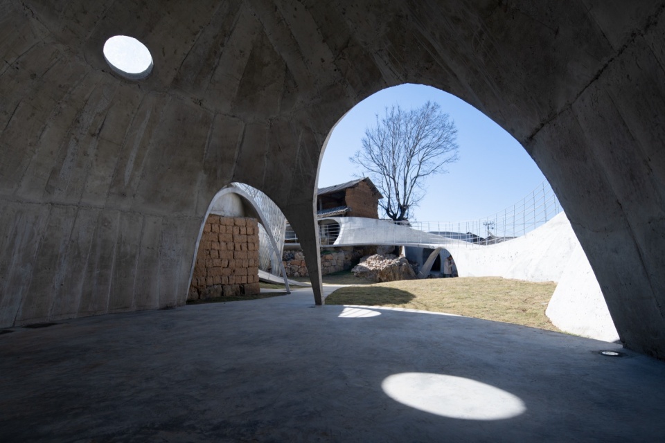 White Cloudy Village Cultural Center