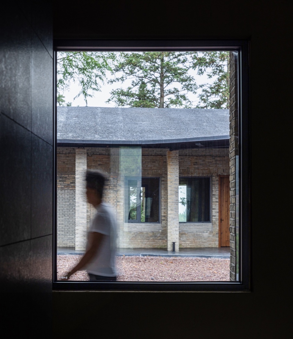 Commune STORE by Atelier Global
