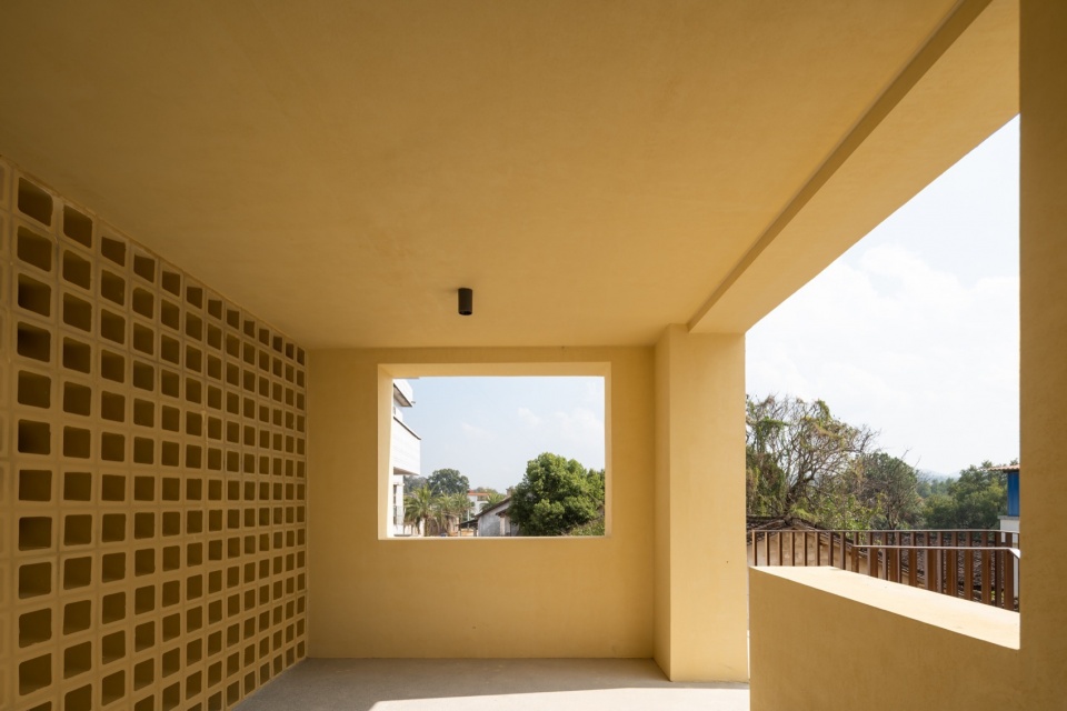 Yangbei Village CCP Elderly Day Care Center by Studio 10