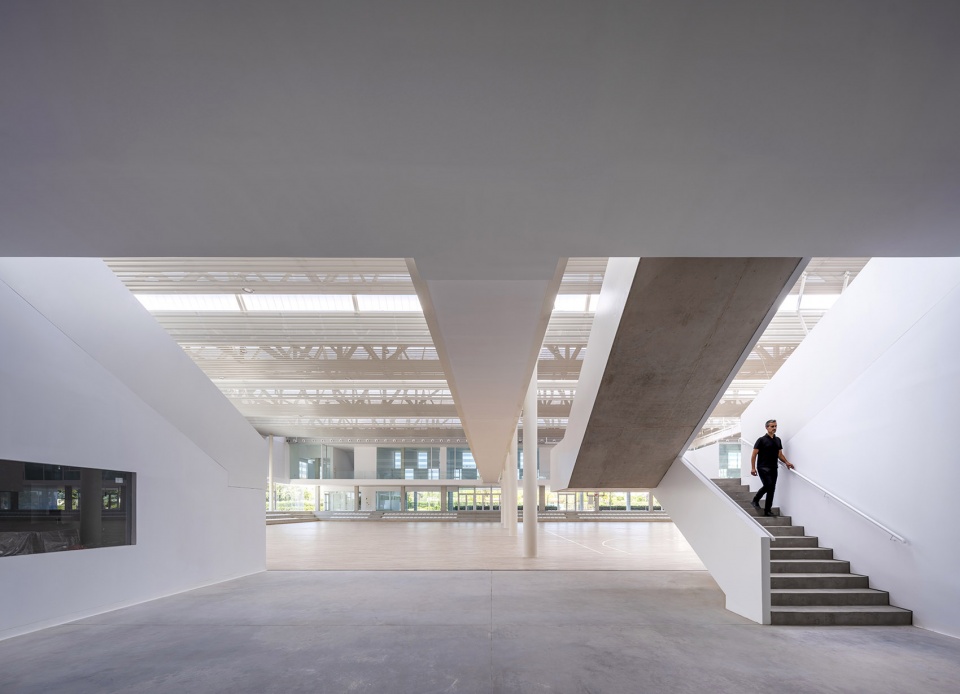 municipal sports pavilion in san vicente del raspeig by manuel costoya estudio de arquitectura naos 04 arquitectos