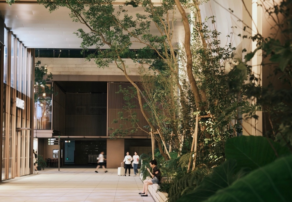 Midtown Forest Shanghai Xuhui Vanke Plaza Landscape Practice by THLA