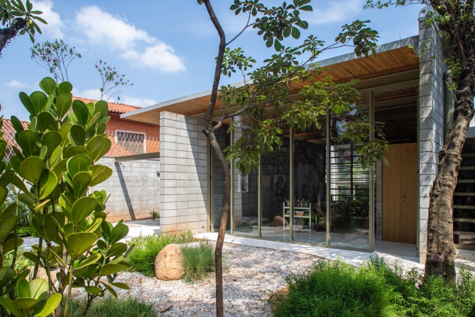 Atelier and Residence EA AMZ Arquitetos