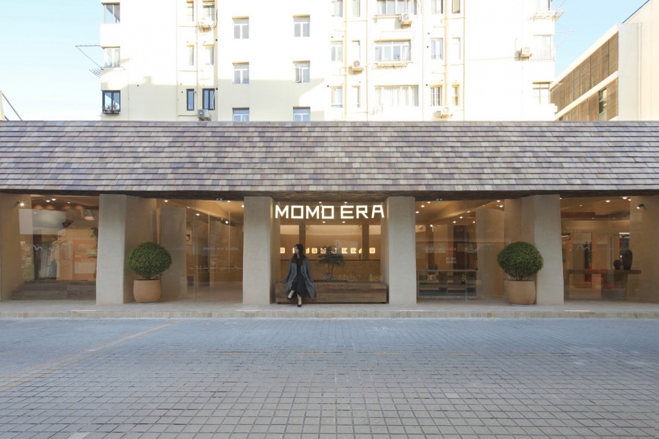 MOMO ERA STUDIO