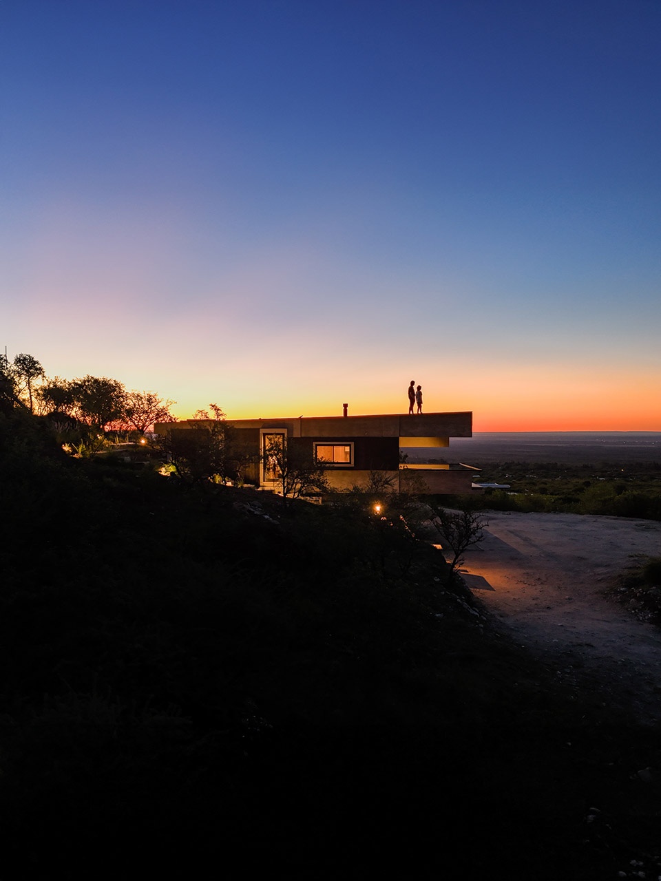 lodge jr by arq paul dragicevic