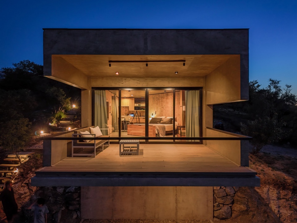 lodge jr by arq paul dragicevic