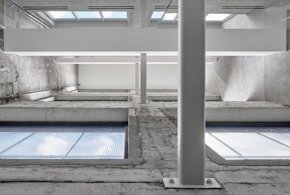 a tale of multiple cities cohlmeyer architectures enduring collaboration with montauk sofa